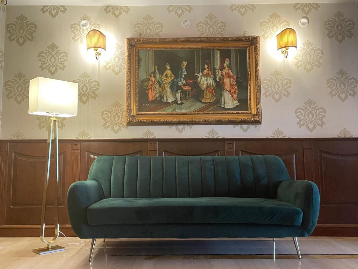 Ninfa Hotel Куалиано Екстериор снимка