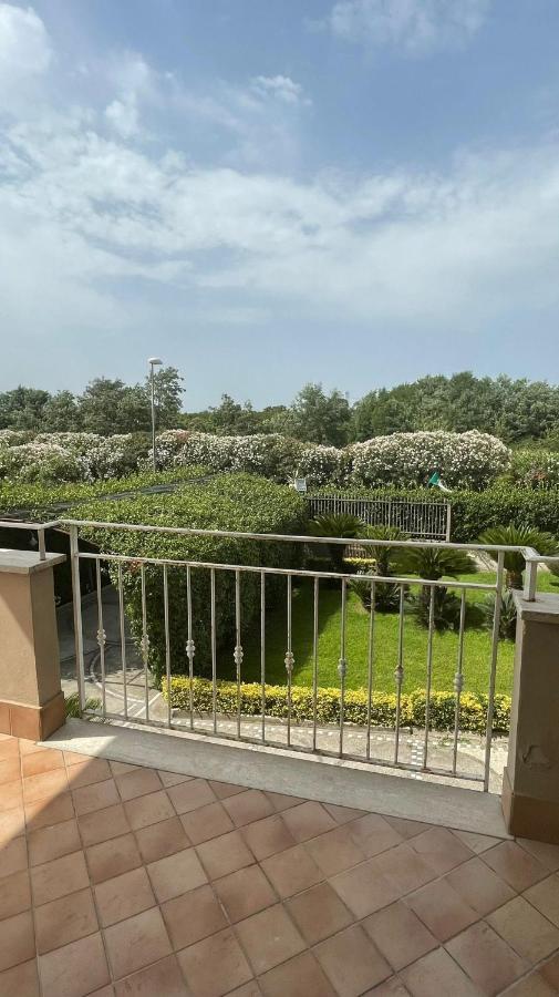 Ninfa Hotel Куалиано Екстериор снимка